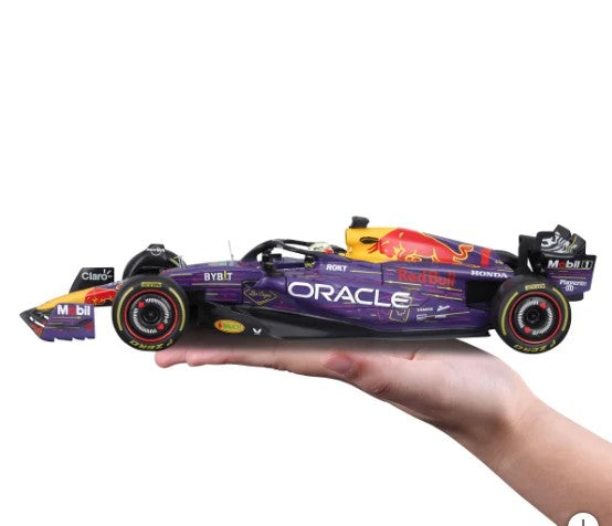 Bburago 1:18 Formula Die-cast Car, Red Bull