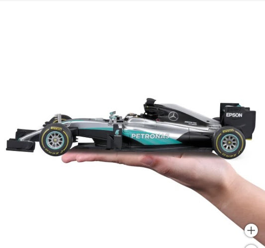 Bburago 1:18 Formula Die-cast Car, Mercedes