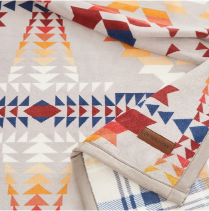 Pendleton Reversible Plush Throw