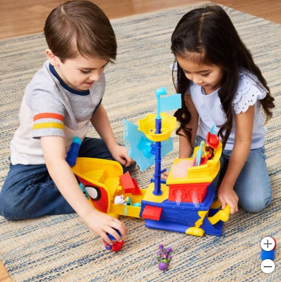 Spidey and Friends Water-Webs Webs Ahoy Bubble Pirate Ship